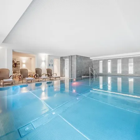 Szálloda Alpenhotel Zimba