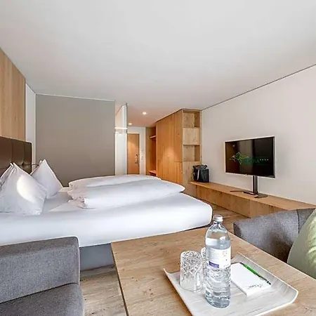 Отель Alpenhotel Zimba 4*