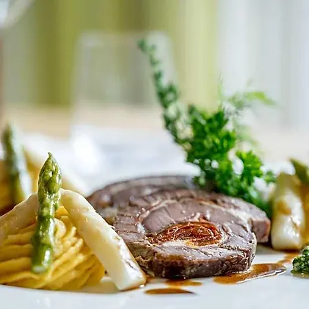 Отель Alpenhotel Zimba