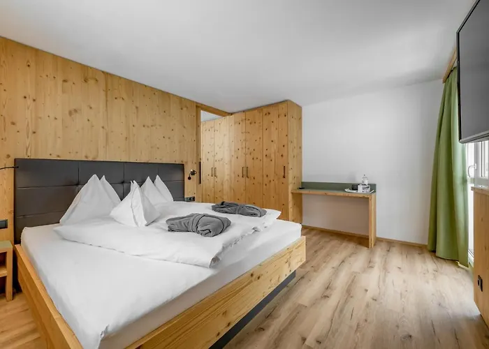 Hotel Alpenhotel Zimba 4*